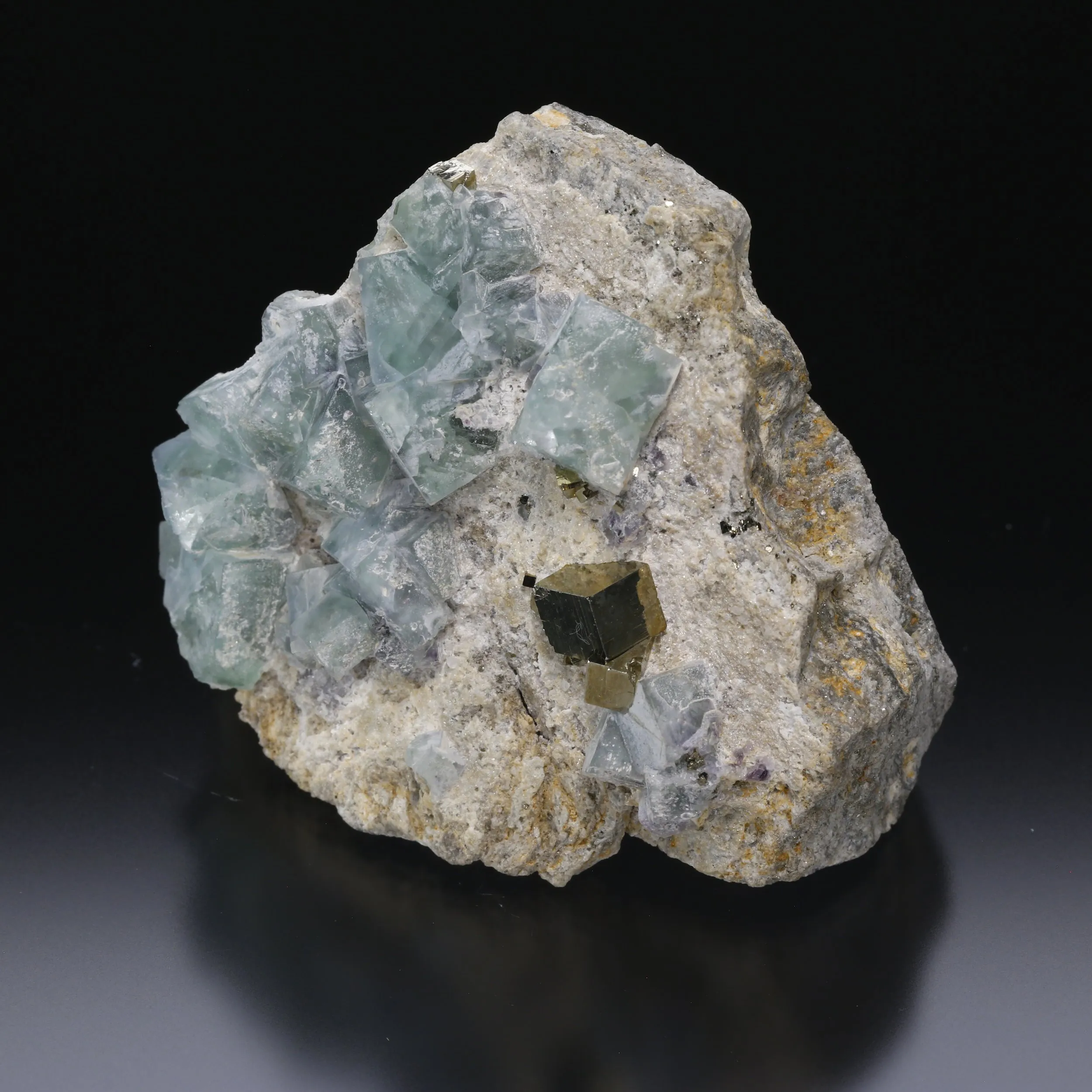 Fluorite - image 2