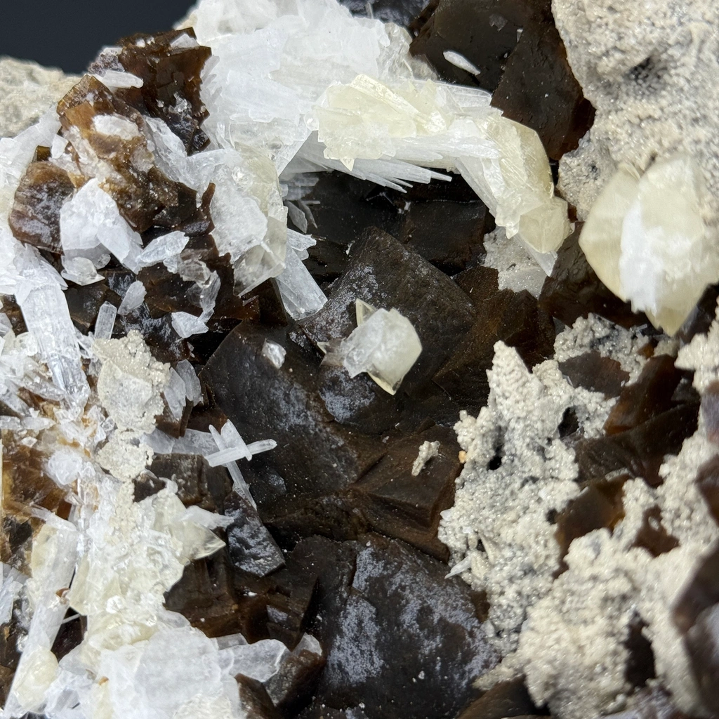 Fluorite - image 4