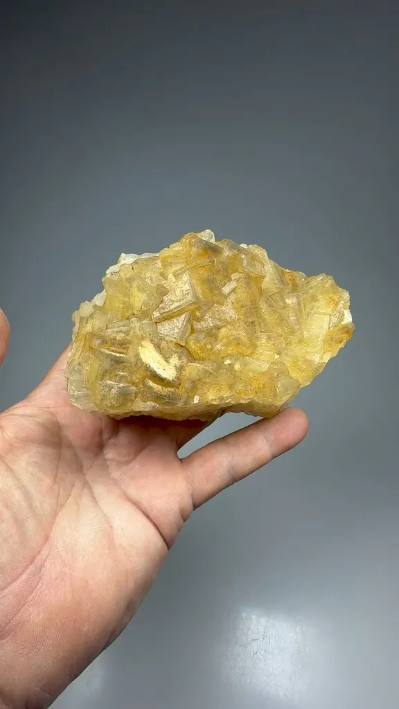 Fluorite - image 2