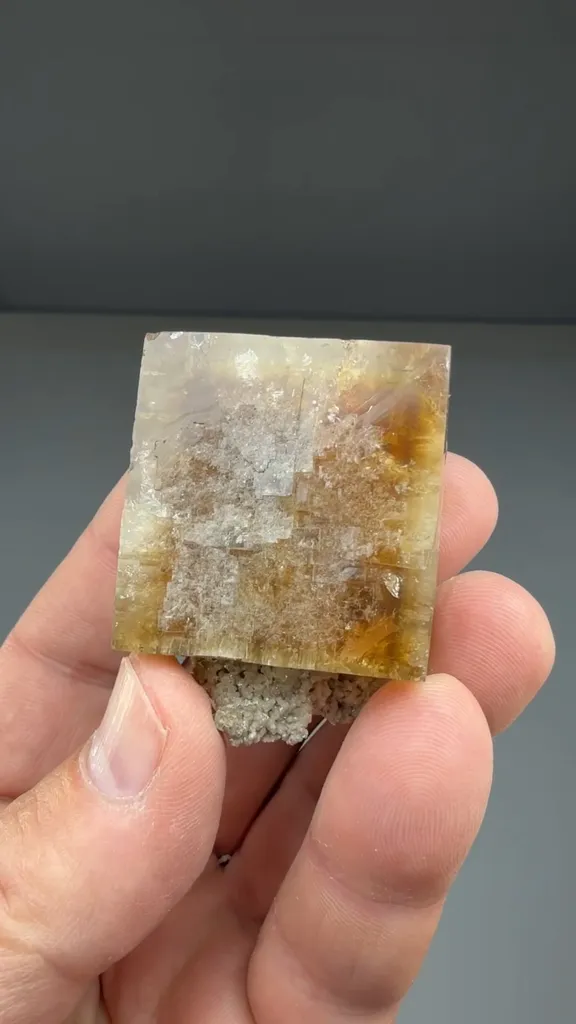 Fluorite - image 2