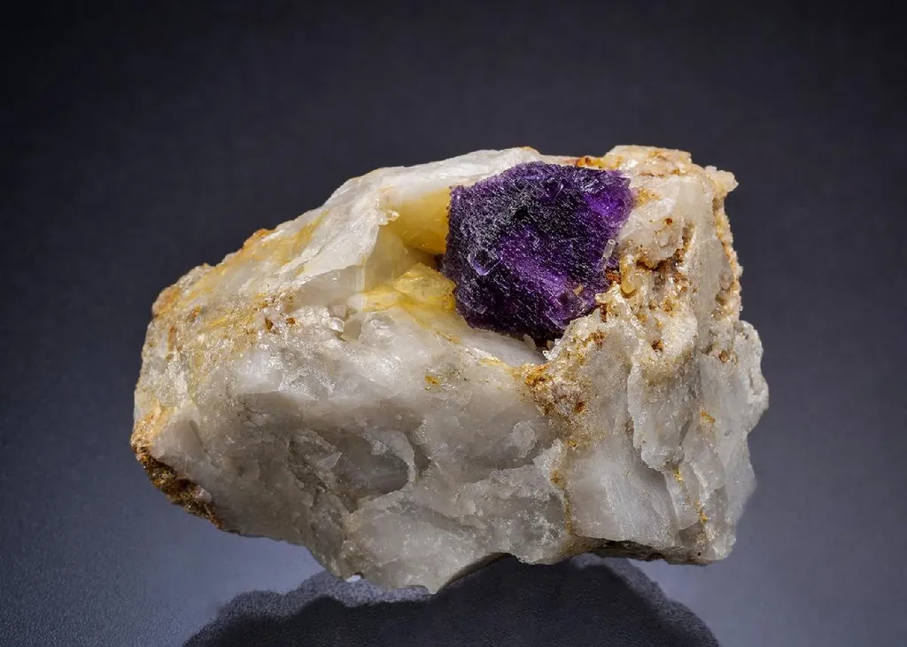 Fluorite image