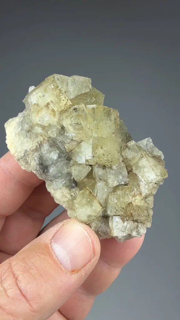 Fluorite - image 2
