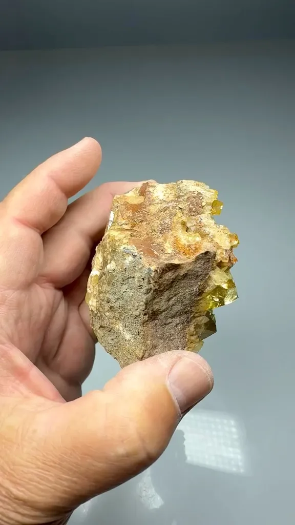 Fluorite - image 2