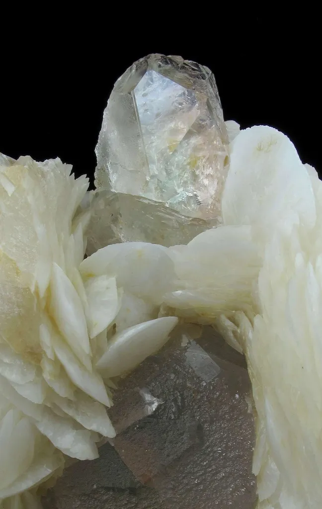 Fluorite and Calcite With Muscovite - image 4