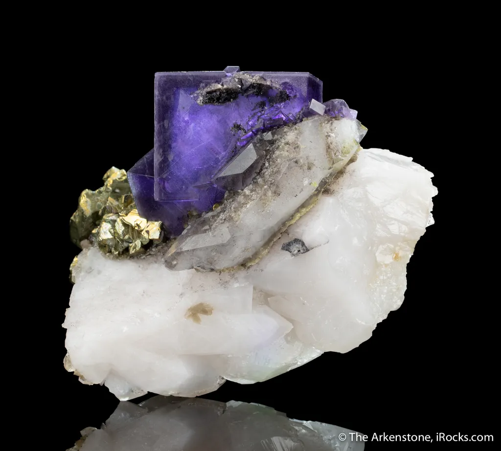 Fluorite and Chalcopyrite on Quartz - image 2