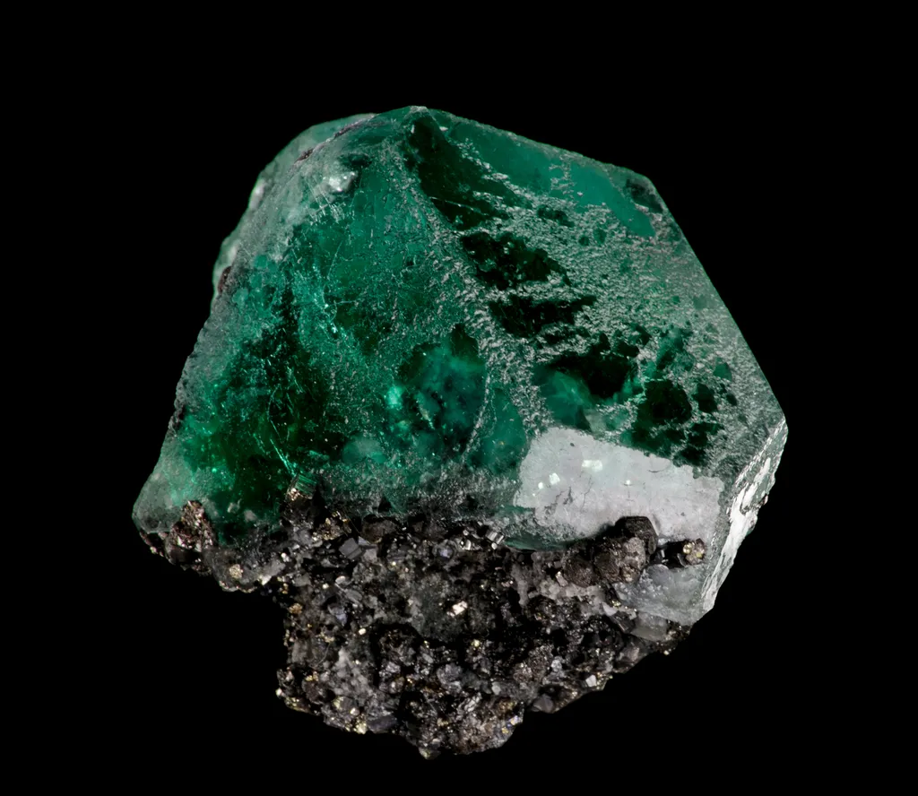 Fluorite and Pyrite - image 4