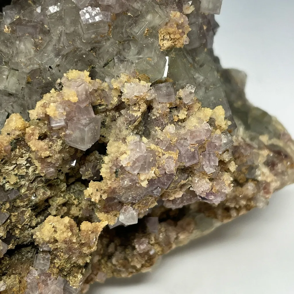 Fluorite and Quartz - image 6