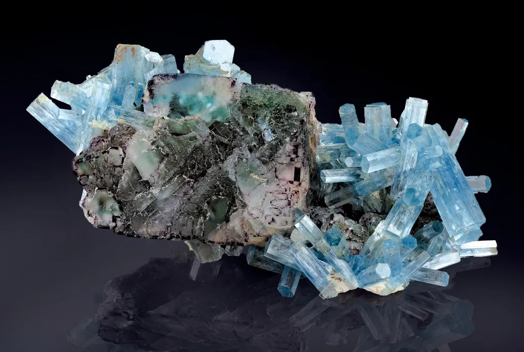 Fluorite, Aquamarine image