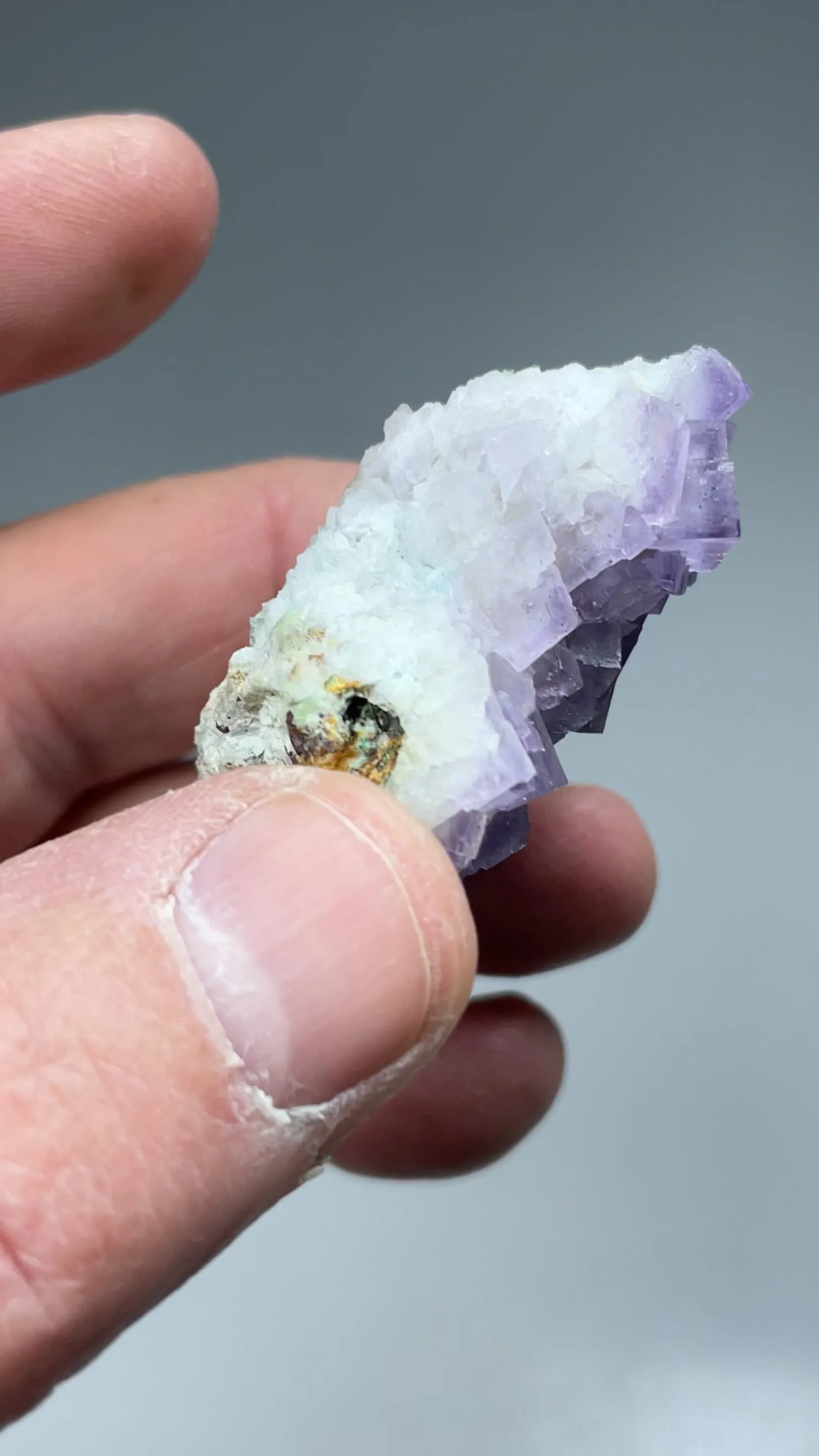 Fluorite - image 2