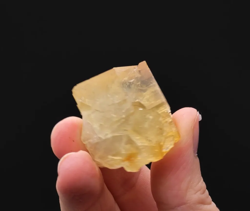 Fluorite - image 2