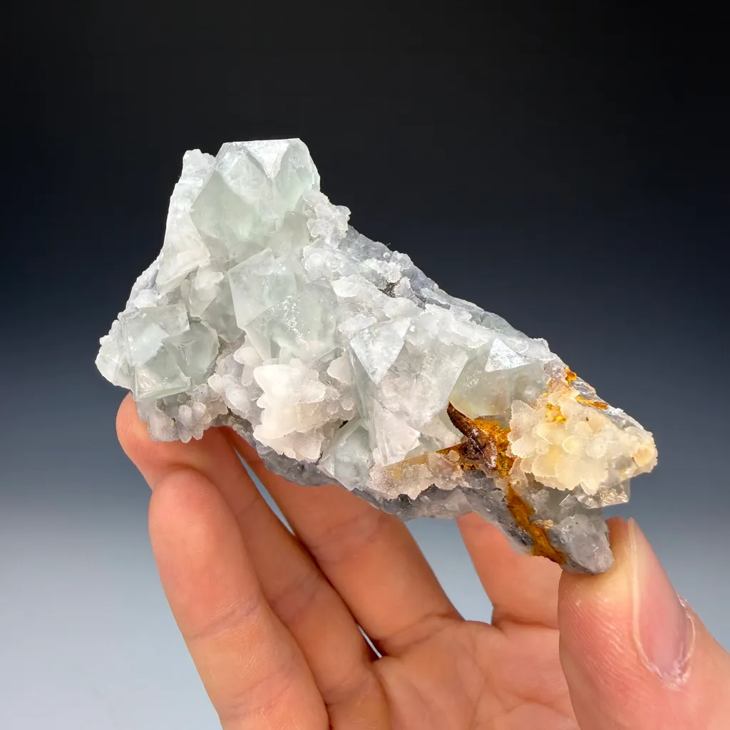 Fluorite - image 2