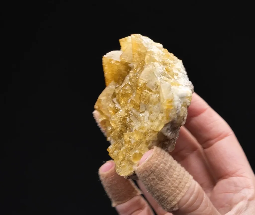 Fluorite - image 2