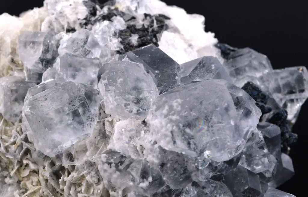 Fluorite & barite chalcopyrite - 683 grams - Hunan, China - image 2