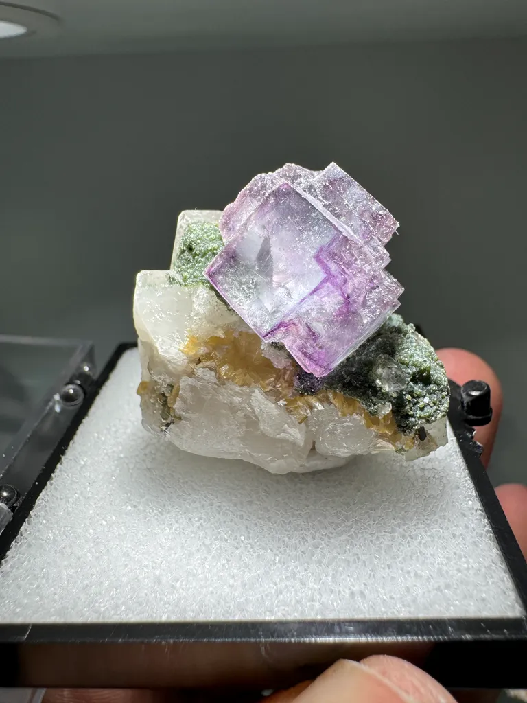 Fluorite - image 3