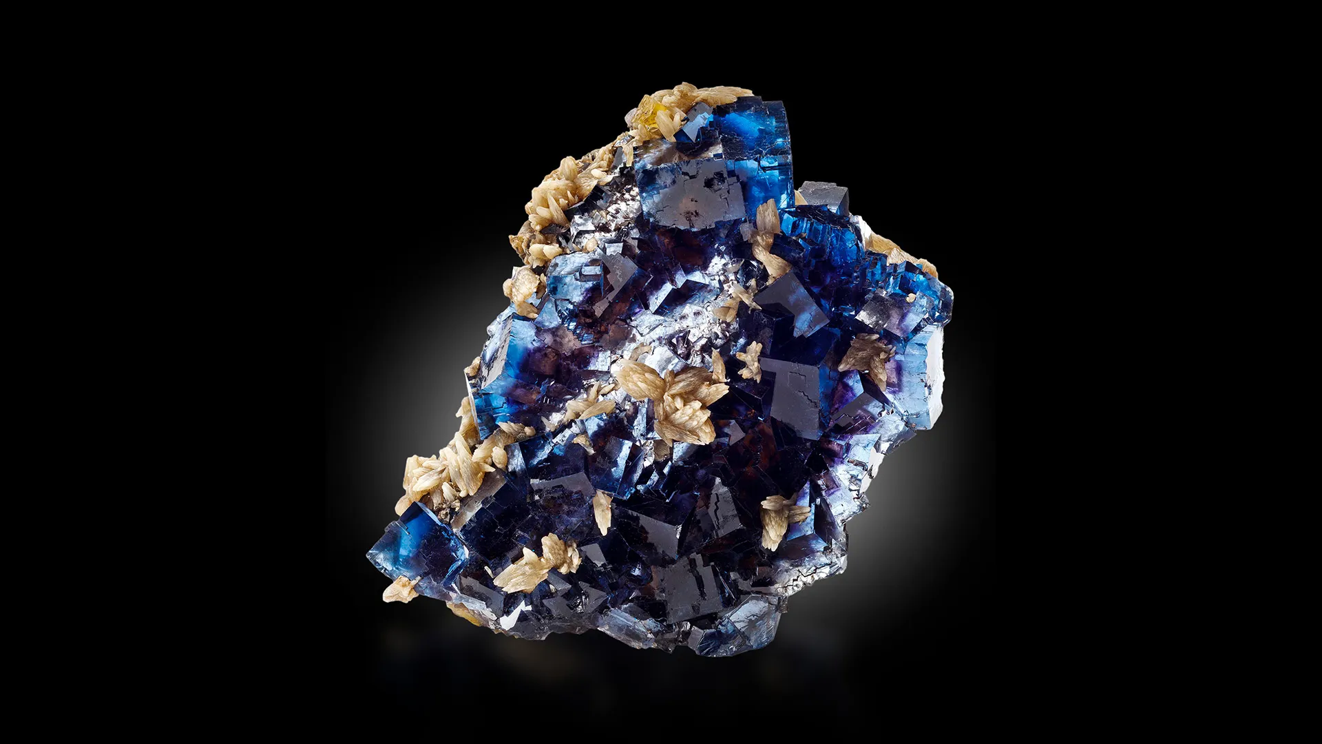 Fluorite - image 1