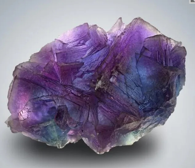 Fluorite, blue to purple zoning - image 3