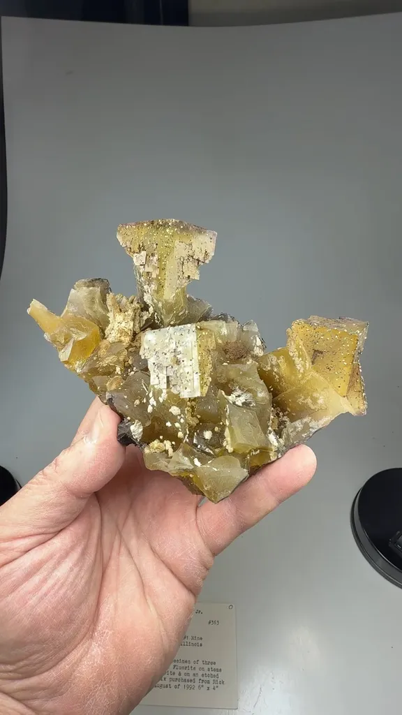 Fluorite - image 2