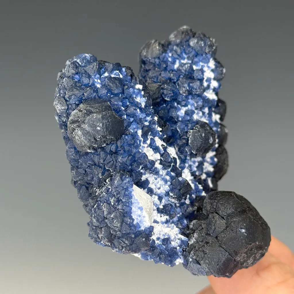 Fluorite - image 3