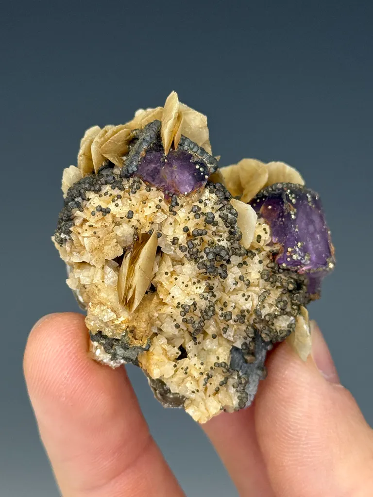 Fluorite - image 2