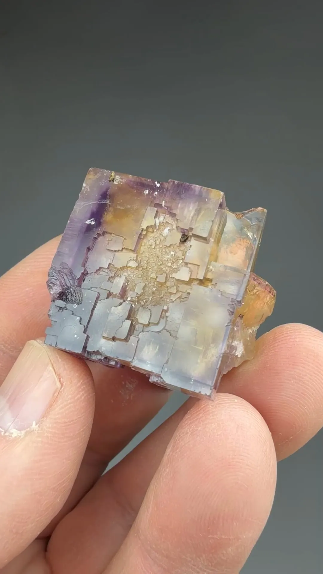 Fluorite - image 2