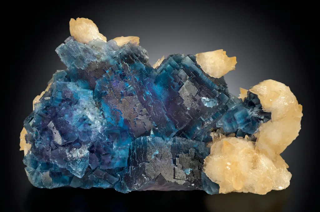 Fluorite, Calcite image