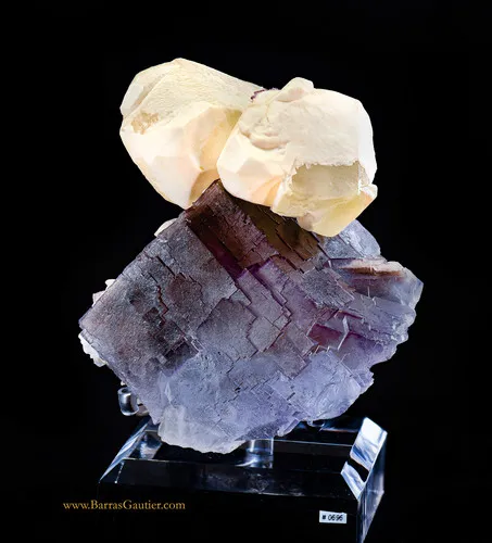 Fluorite - Calcite - image 3