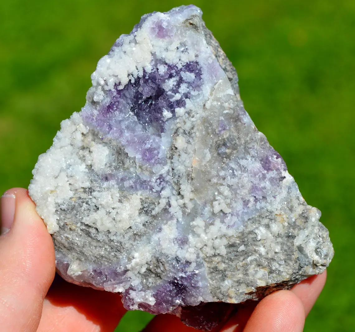 Fluorite & Calcite Barite 325 grams - Fontsante Mine, Tanneron, Var, France - image 7