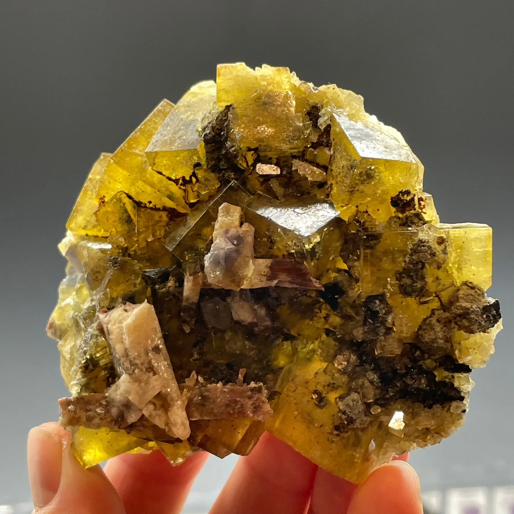 Fluorite - image 2