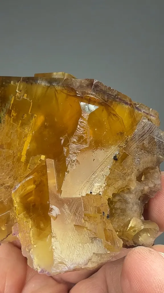 Fluorite - image 2