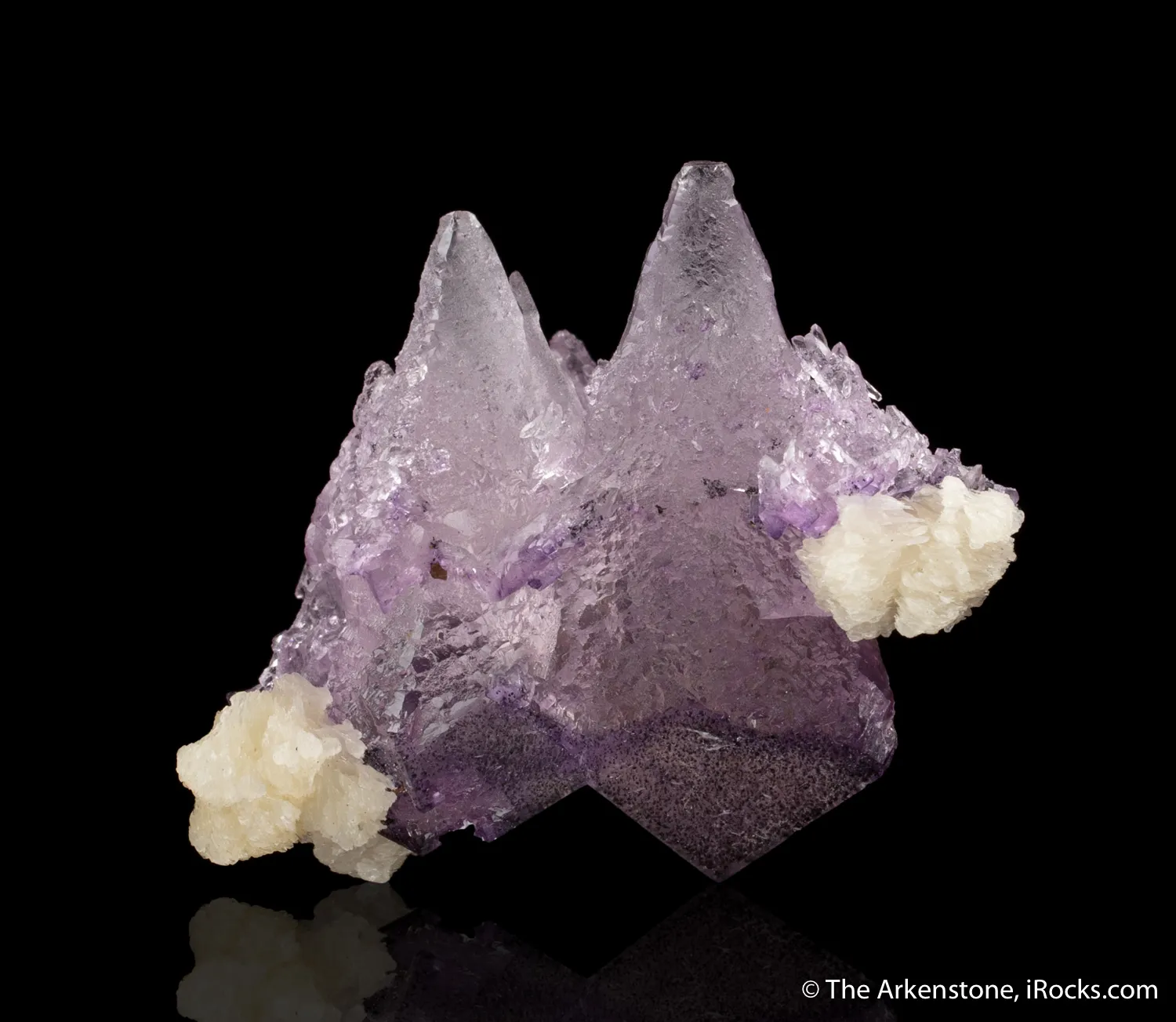 Fluorite "corners" with Baryte - image 1