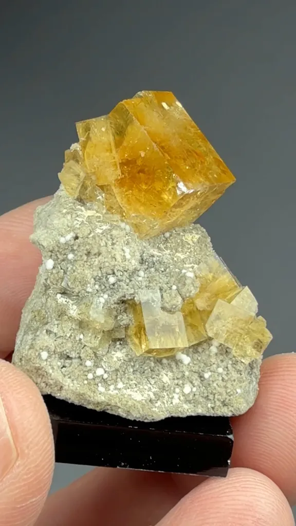Fluorite - image 2