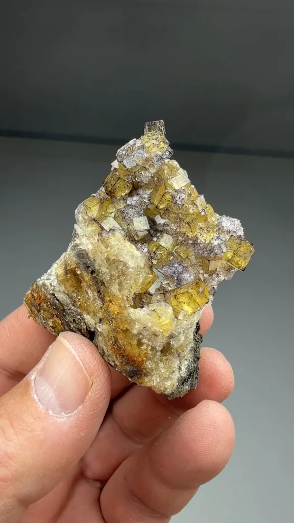 Fluorite - image 2