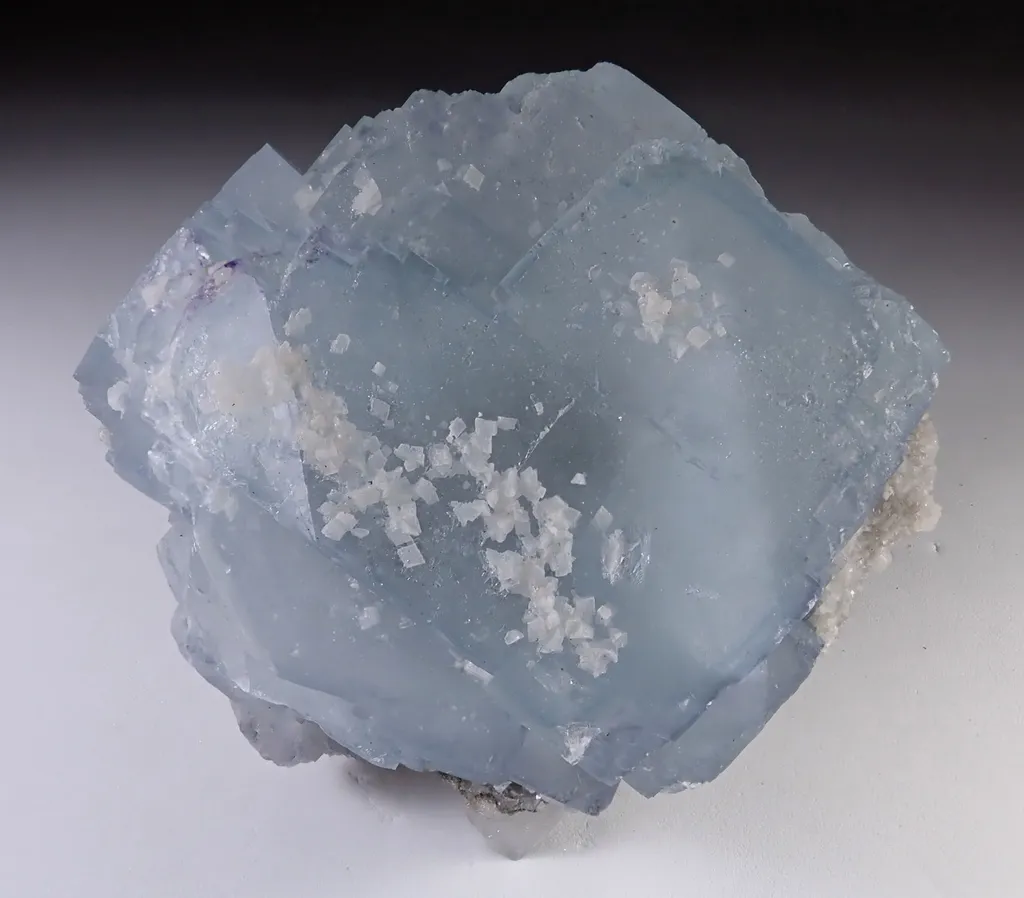 Fluorite - image 2