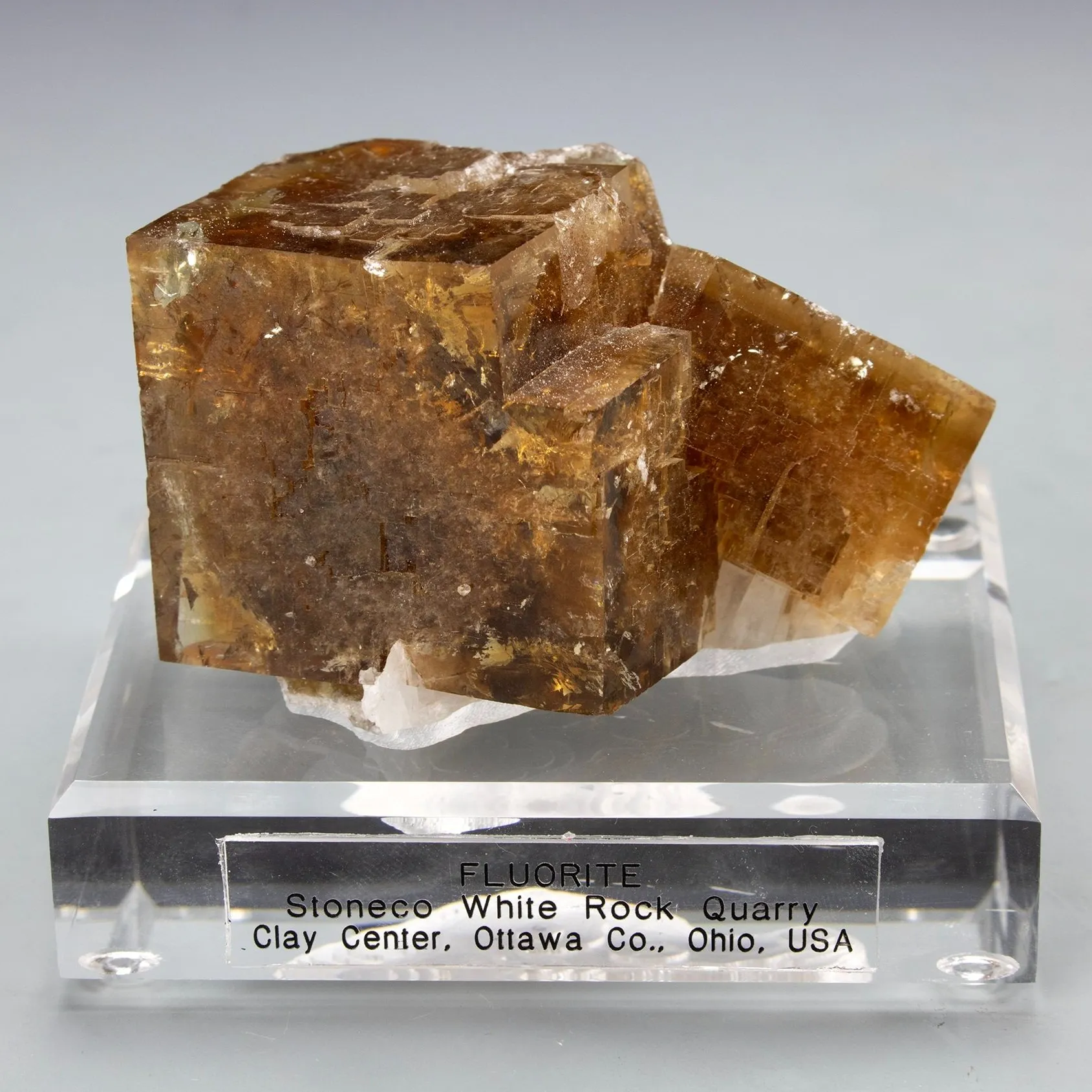 Fluorite - image 2