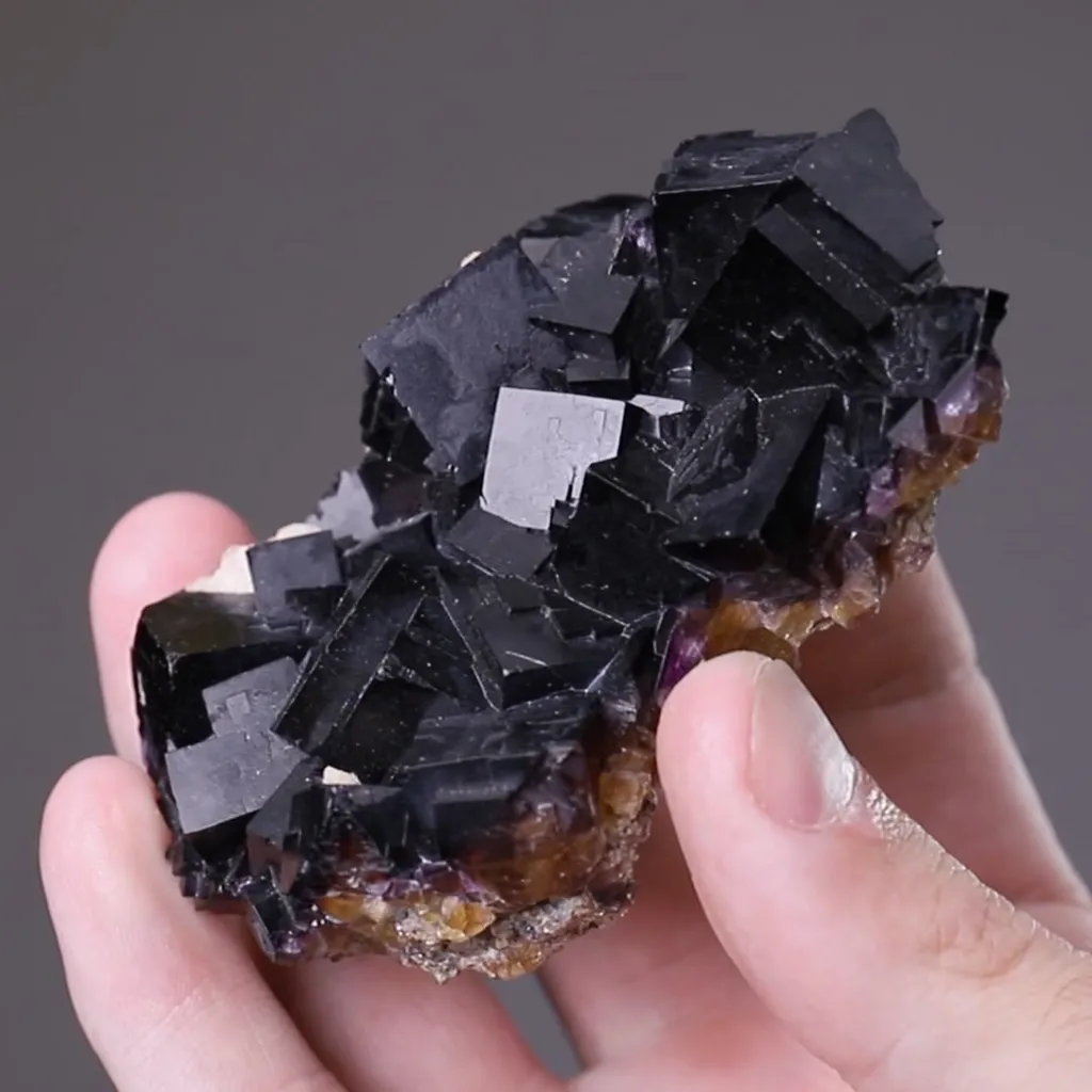 Fluorite - image 2