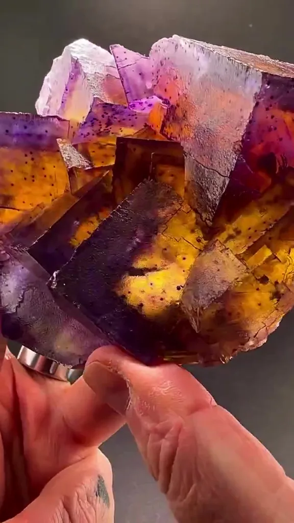 Fluorite - image 2