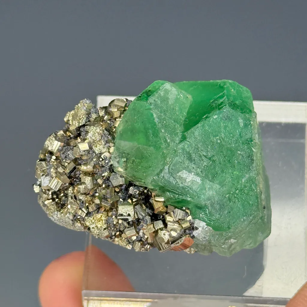 Fluorite - image 2