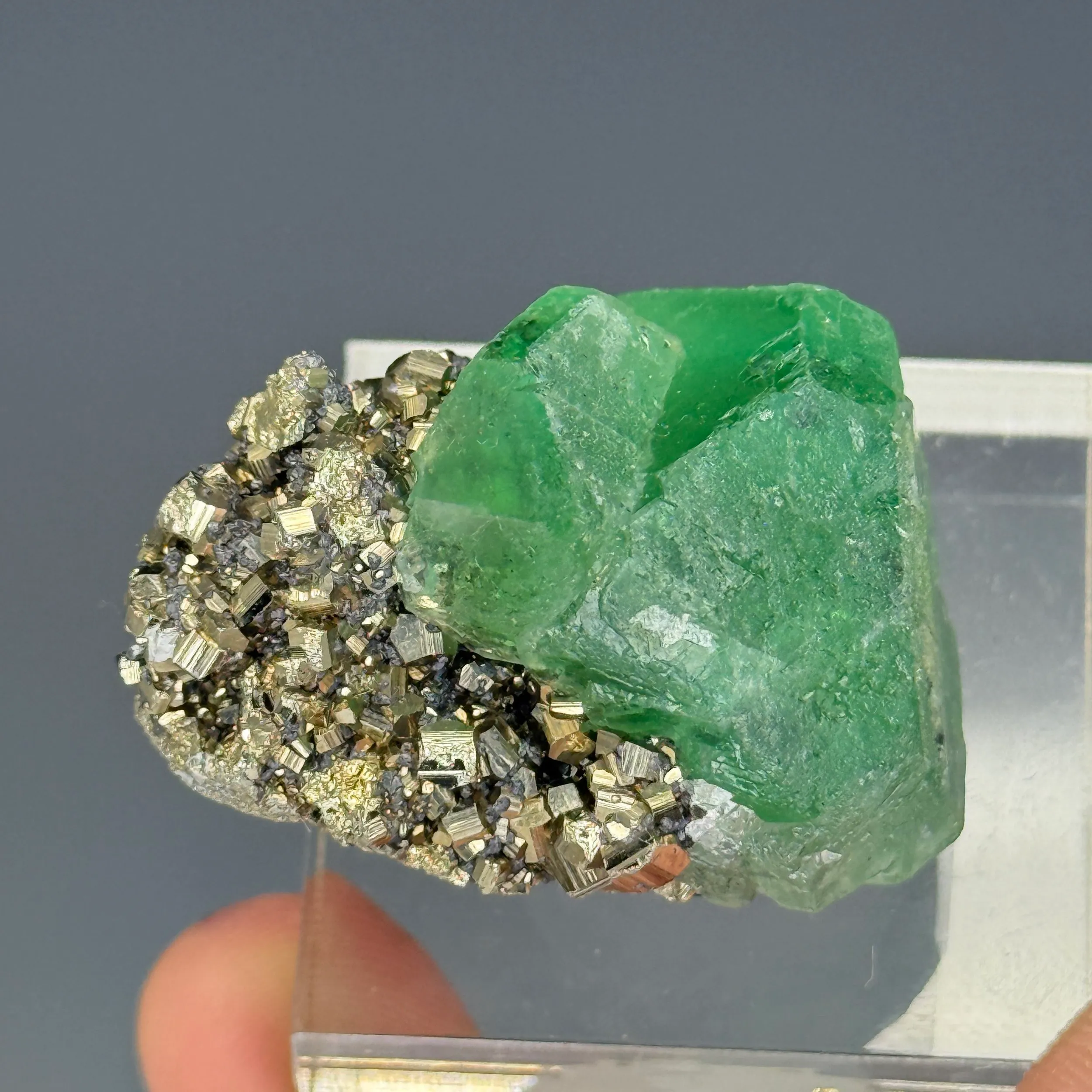 Fluorite - image 2