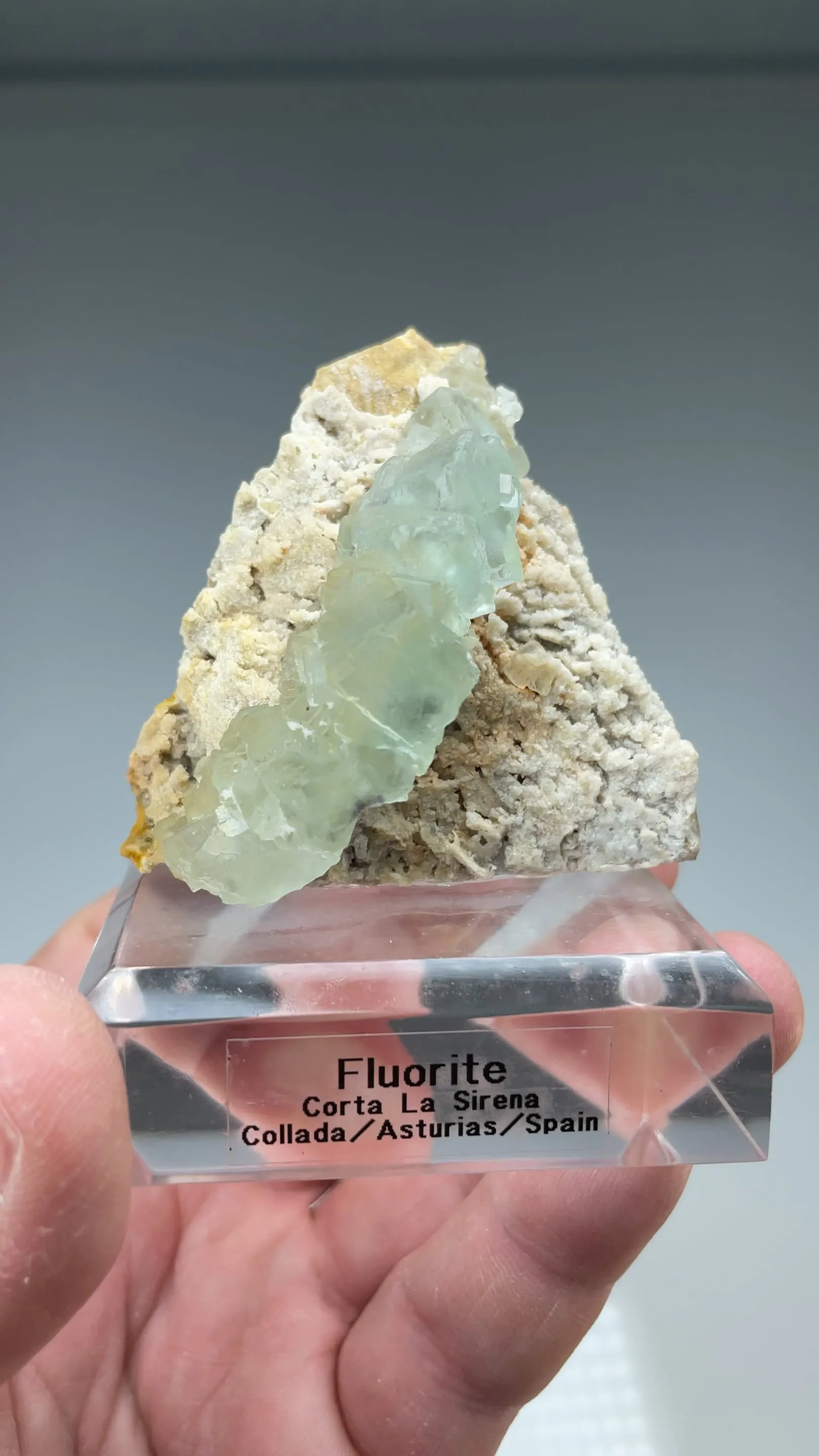 Fluorite - image 2