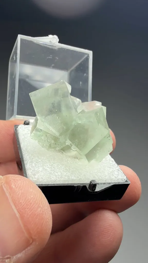 Fluorite - image 2