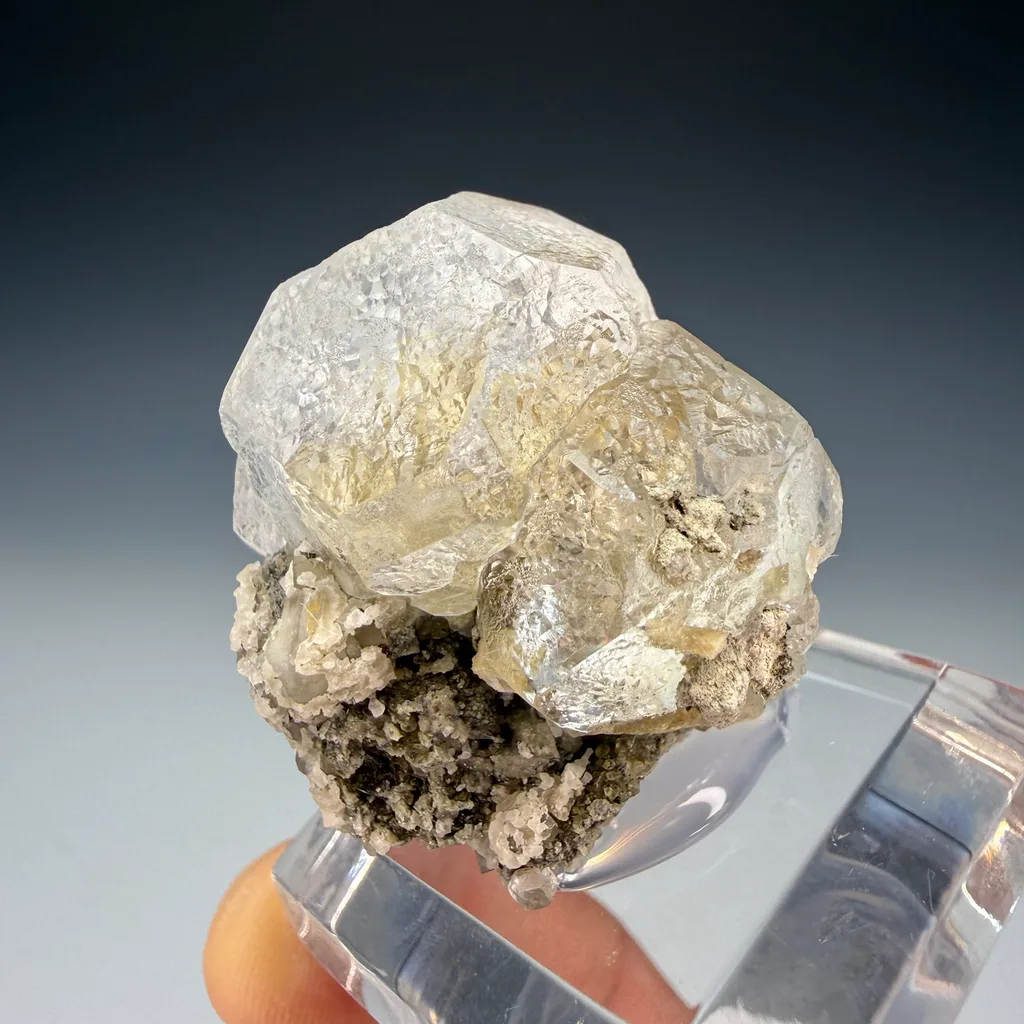 Fluorite - image 2
