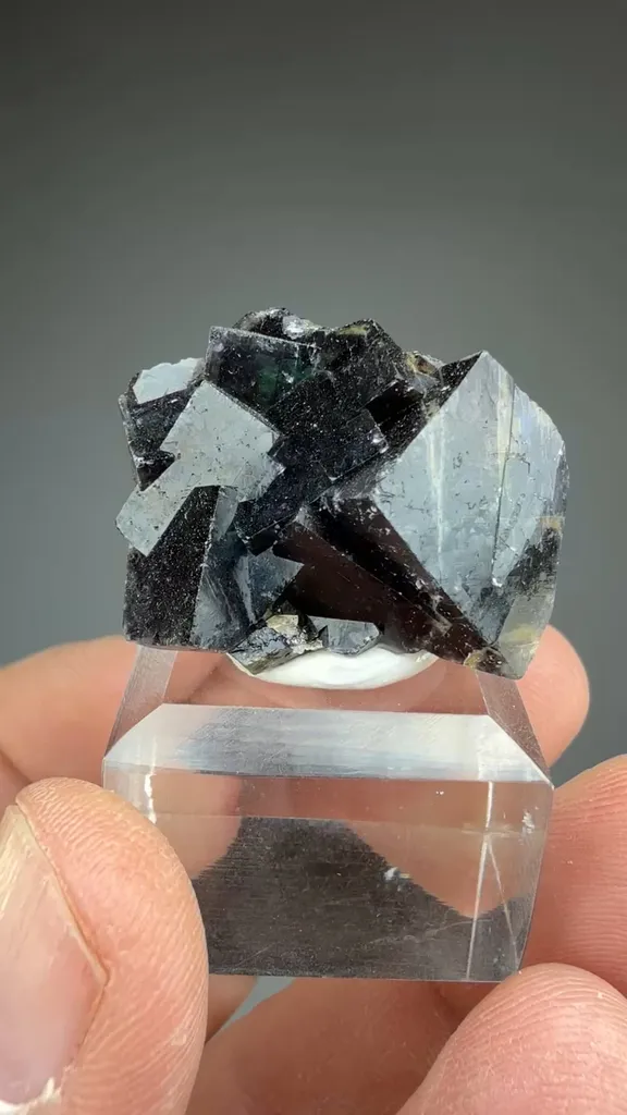 Fluorite - image 2