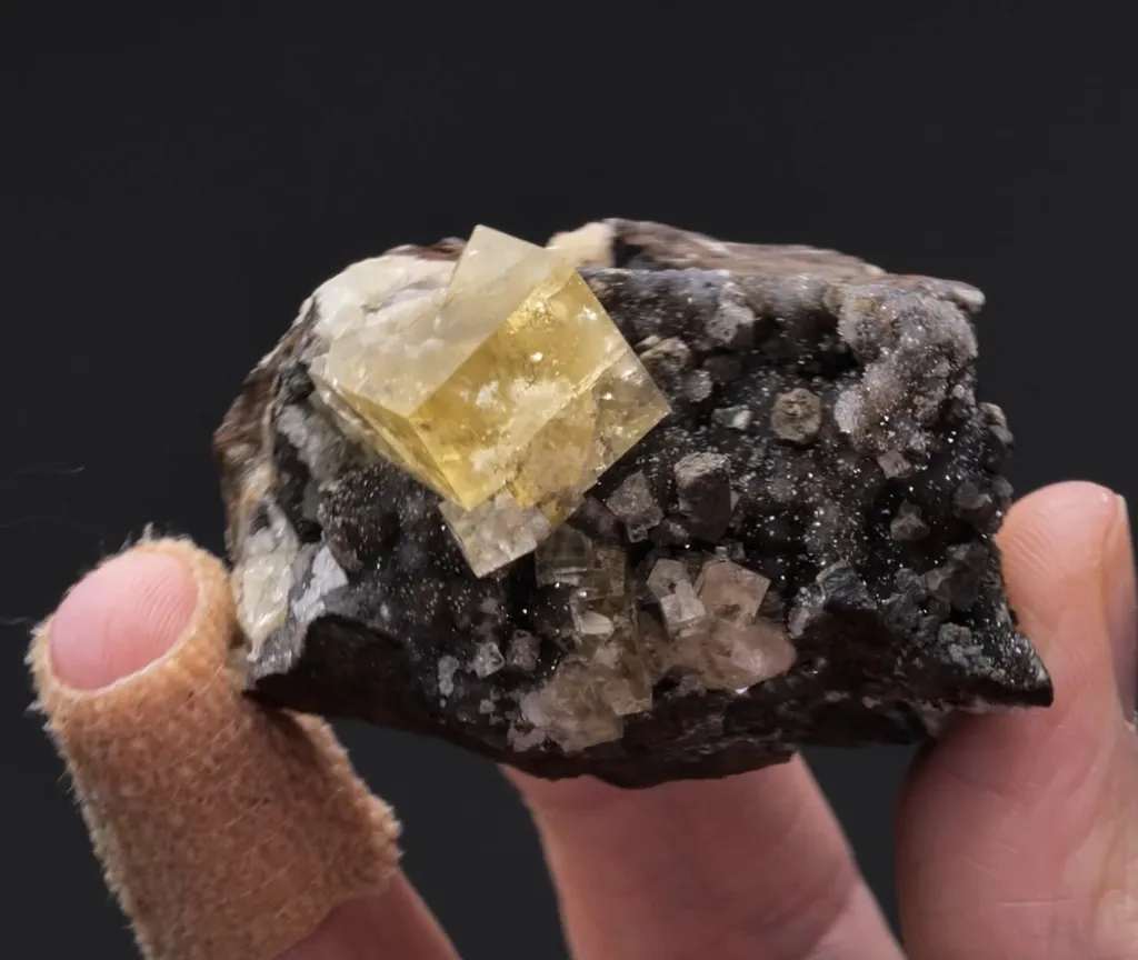 Fluorite - image 2