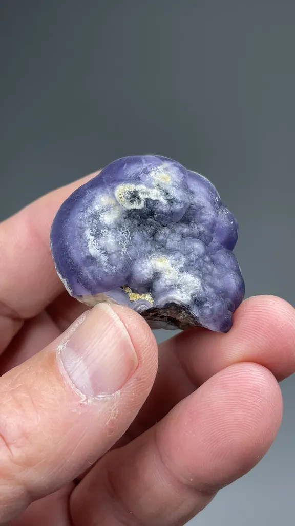 Fluorite - image 2