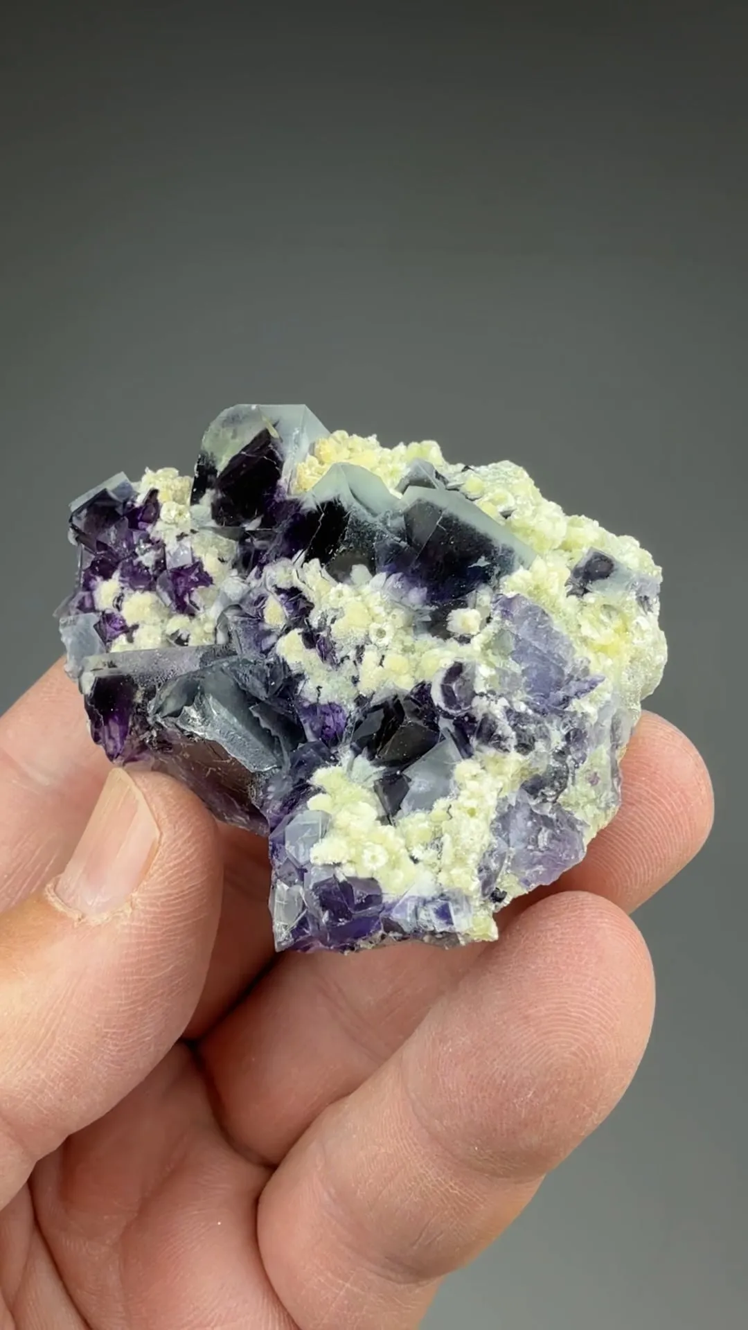 Fluorite - image 2