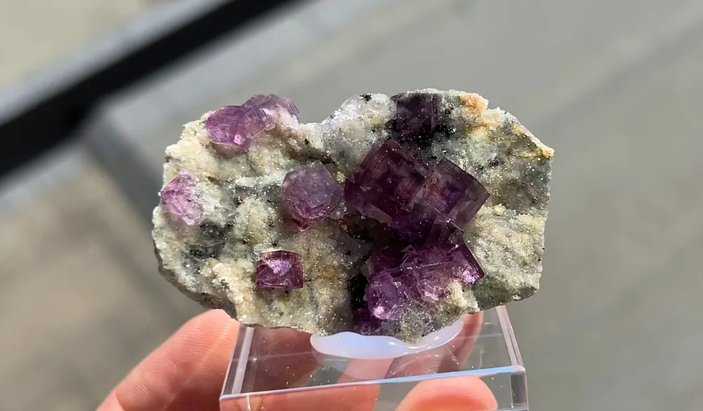 Fluorite - image 2