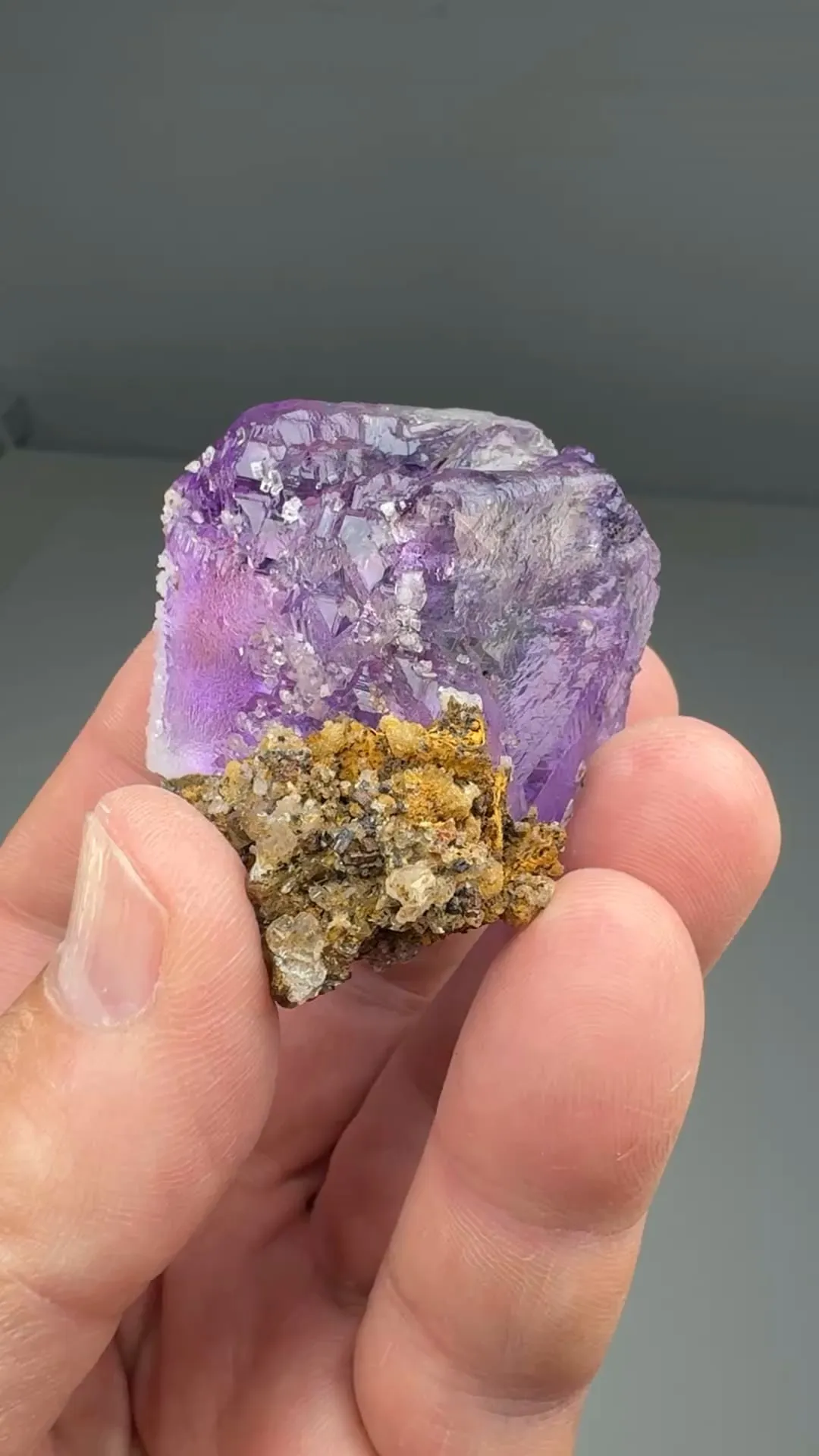 Fluorite - image 2