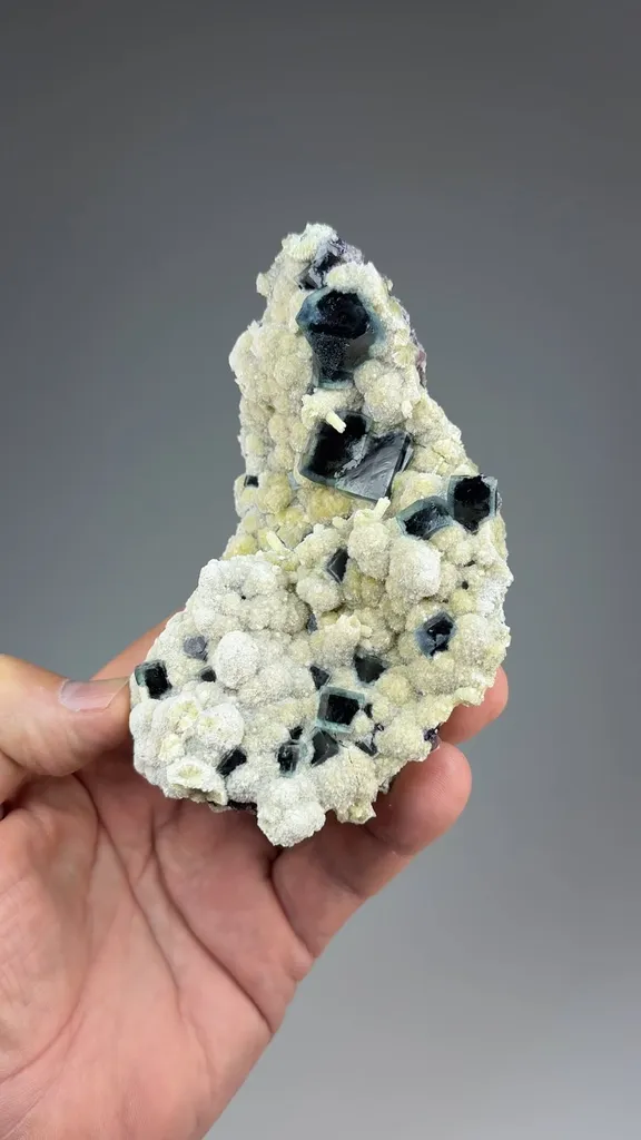 Fluorite - image 2