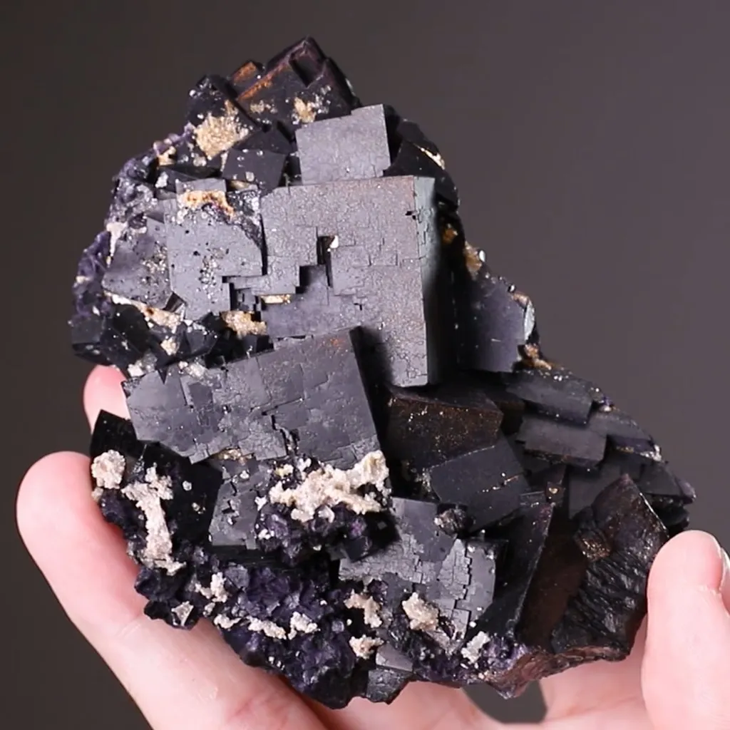 Fluorite - image 2