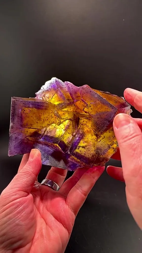 Fluorite image